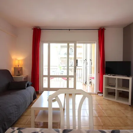 Apartment Acogedor Cerca De La Playa En Santa Margarita Con A/c, Terraza Y Parking - Es-228-120 Roses